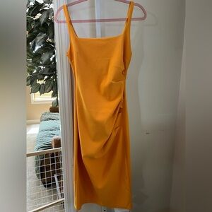 BSEVENI SPAGHETTI STRAP MIDI DRESS. NWT. SIZE SMALL